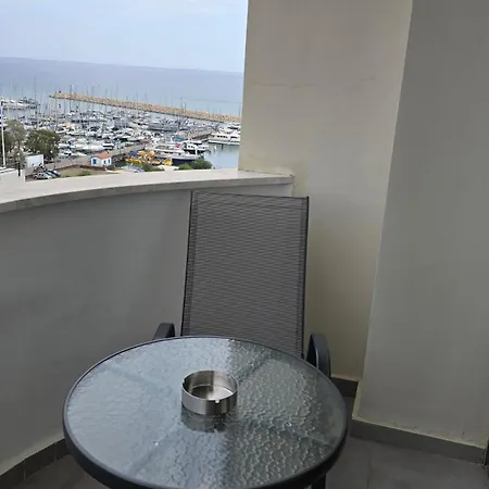 Sea View Finikoudes Appartamento