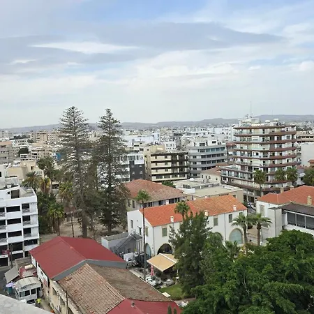 Διαμέρισμα Sea View Finikoudes